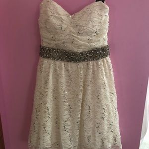 Junior’s My Michelle formal dress